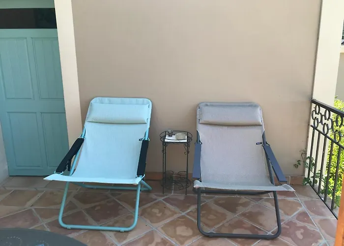 Les Trefles בית אירוח הייר